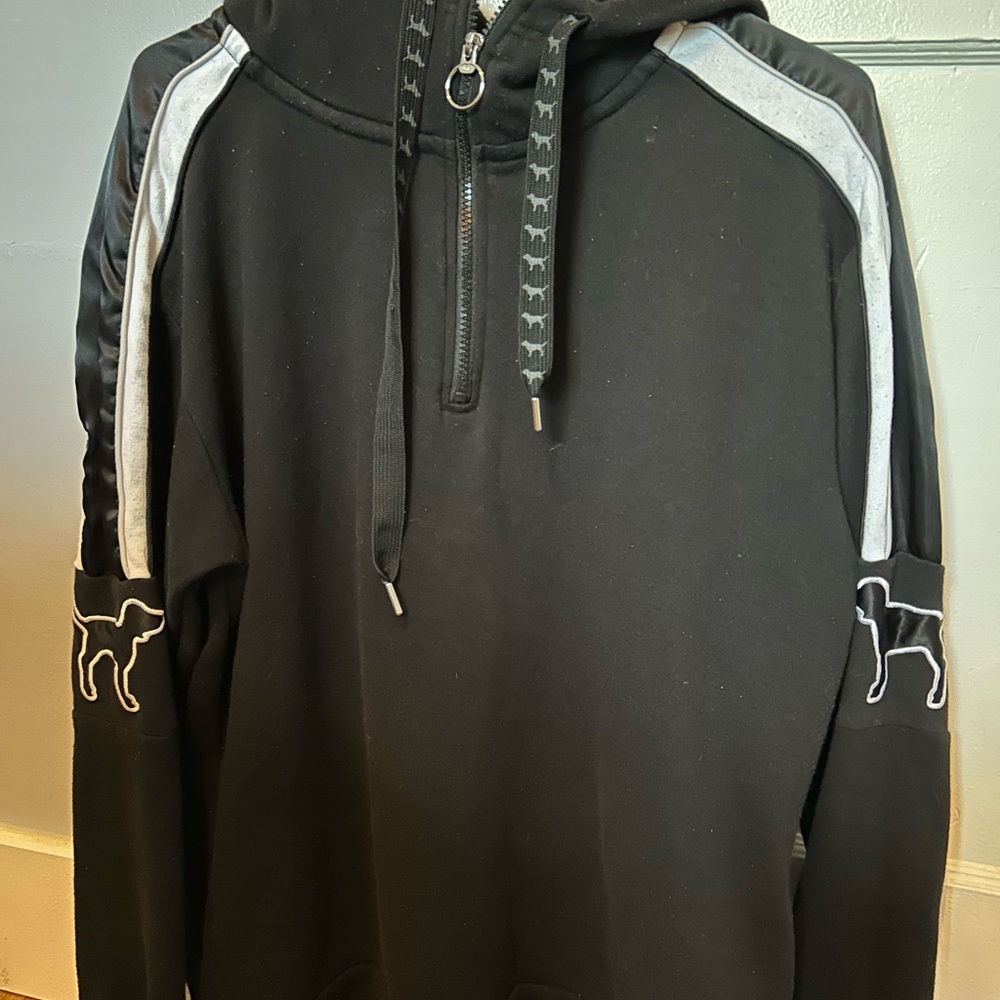 Victoria's Secret/Pink Black and White Zip Up Jacket With Fur Hood